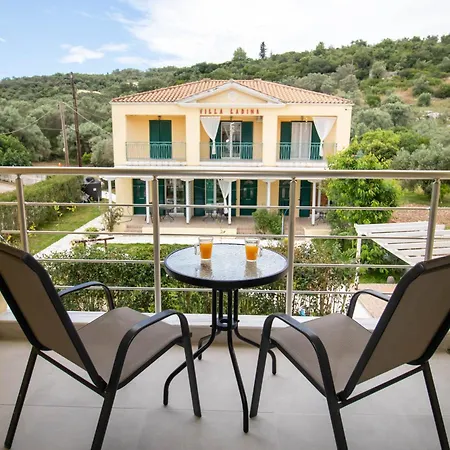 Apartamento Ladina Comfort